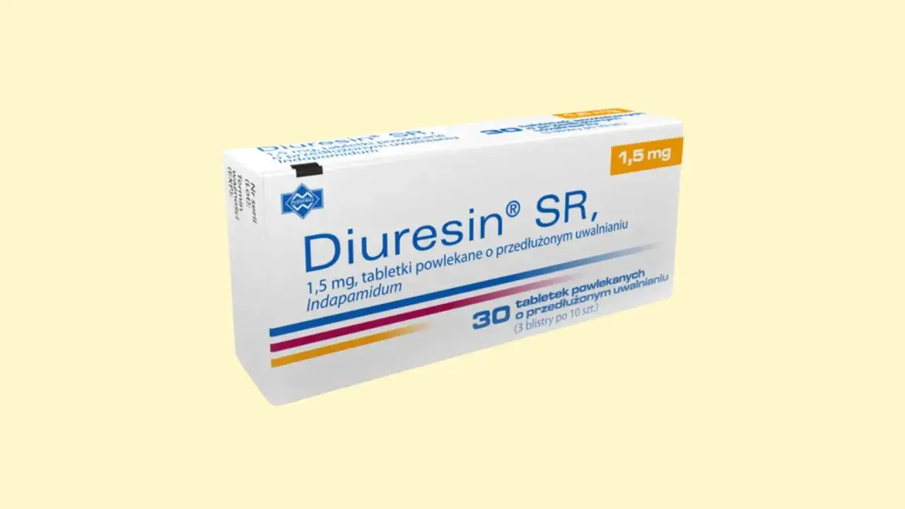 Opakowanie leku Diuresin SR 1,5 mg z indapamidem, tabletki o przedłużonym uwalnianiu. To nie jest triplixam, ale lek na receptę.