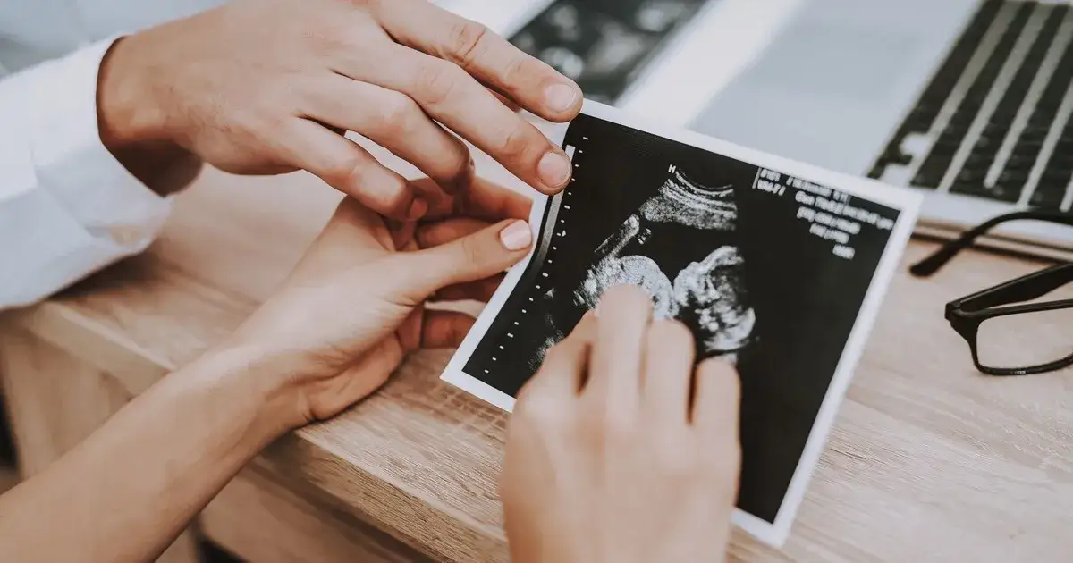 Zdjęcie Kiedy lekarz może stwierdzić ciążę? Sprawdź, jak i kiedy to się dzieje